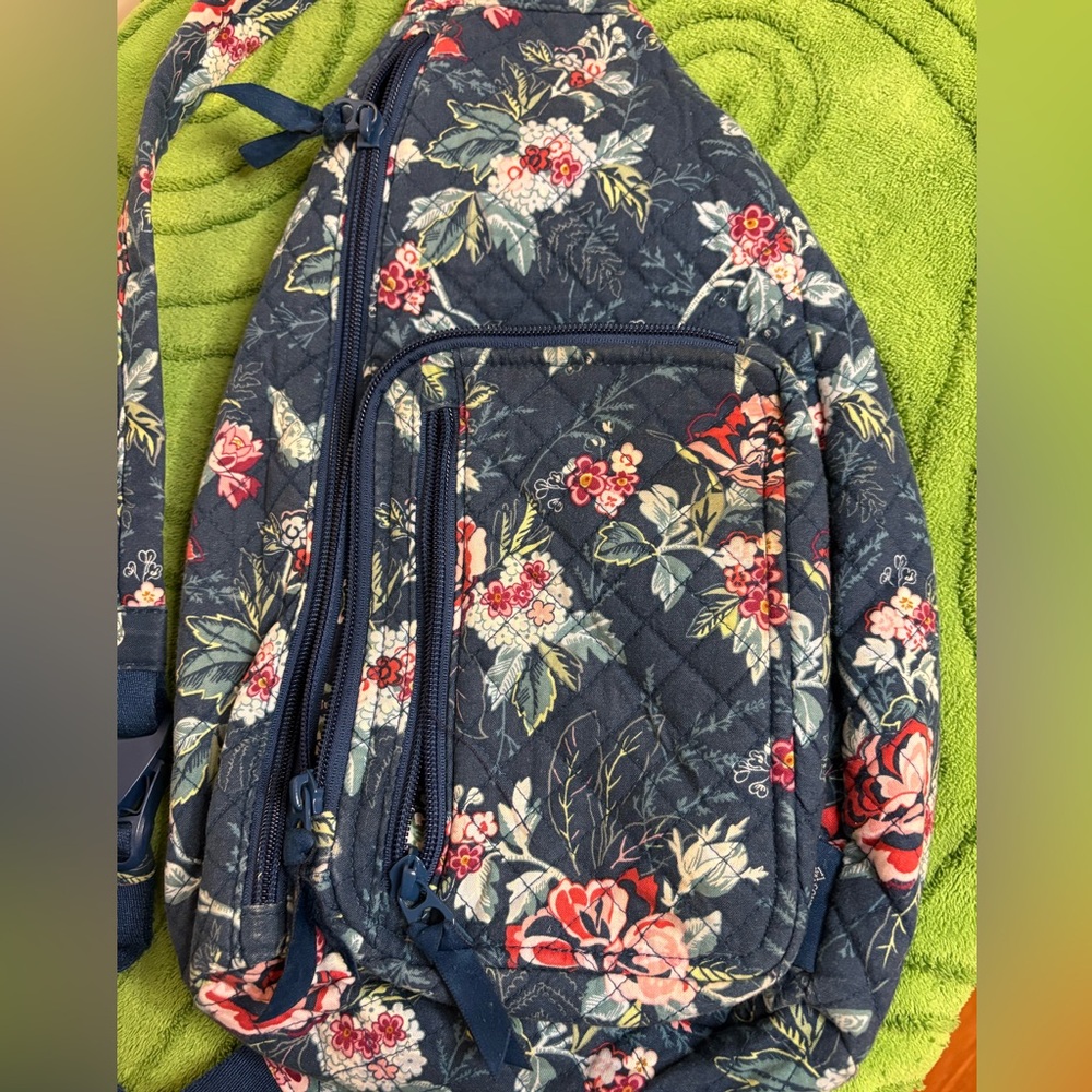 Vera Bradley Sling Backpack in Rose Toile Teal Floral Crossbody Bag Boho - Picture 2 of 4